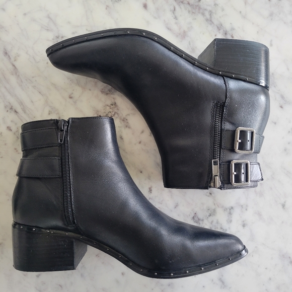 Bleecker & Bond Georgia Bootie in Black Leather - Picture 6 of 9
